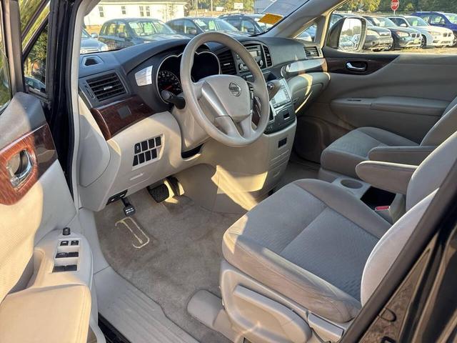 Photo of 2013 Black Nissan Quest