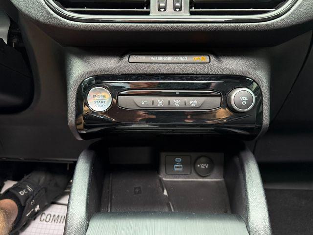 Photo of 2023 White Ford Escape