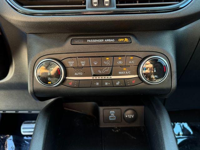 Photo of 2023 Agate Black Metallic Ford Escape