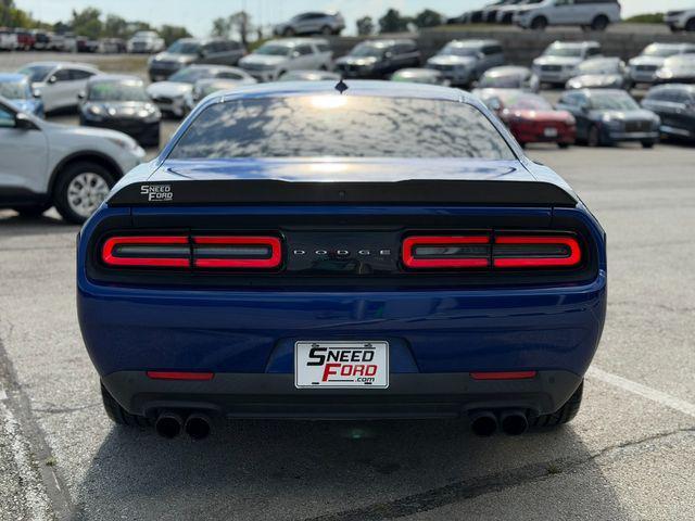 Photo of 2018 Indigo Blue Dodge Challenger