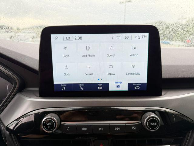 Photo of 2024 Carbonized Gray Metallic Ford Escape