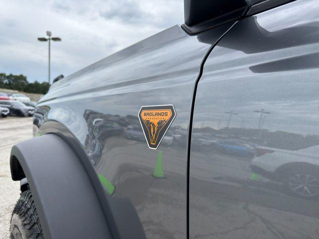 Photo of 2024 Carbonized Gray Metallic Ford Bronco
