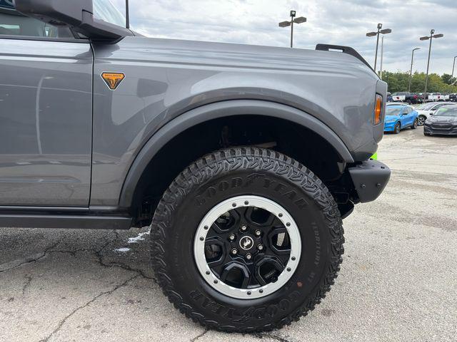 Photo of 2024 Carbonized Gray Metallic Ford Bronco