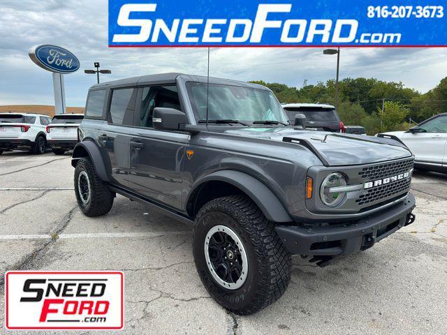 Photo of 2024 Carbonized Gray Metallic Ford Bronco