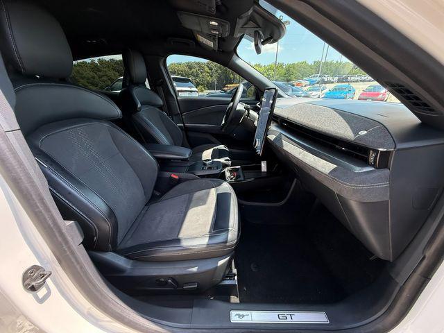 Photo of 2022 White Ford Mustang Mach-E