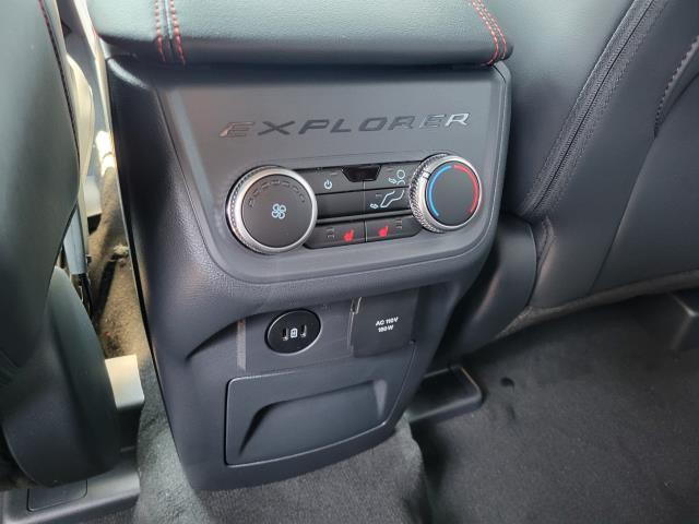 Photo of 2025 Agate Black Metallic Ford Explorer