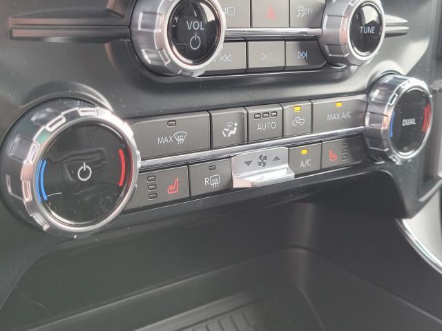 Photo of 2025 Oxford White Ford F-150