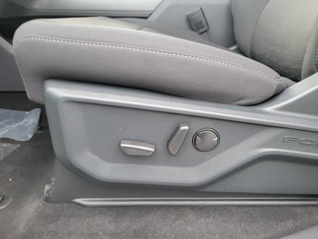 Photo of 2025 Oxford White Ford F-150