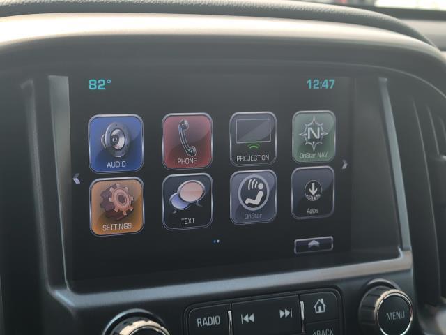 Photo of 2017 Summit White Chevrolet Colorado
