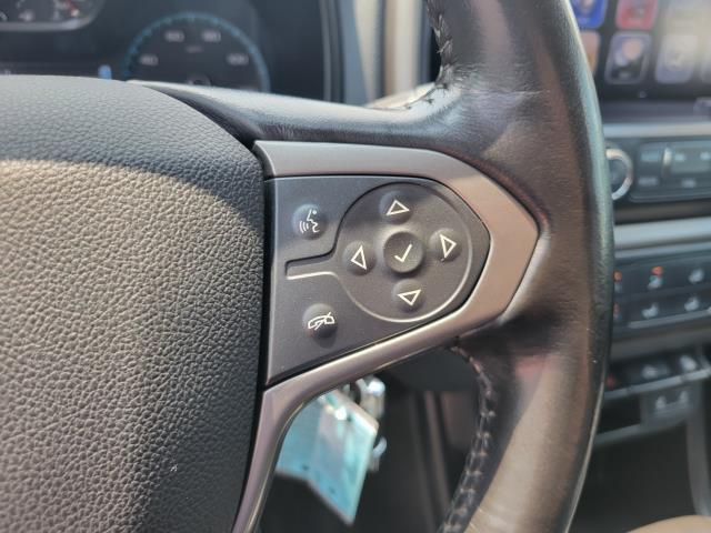 Photo of 2017 Summit White Chevrolet Colorado