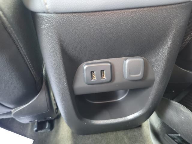 Photo of 2017 Summit White Chevrolet Colorado