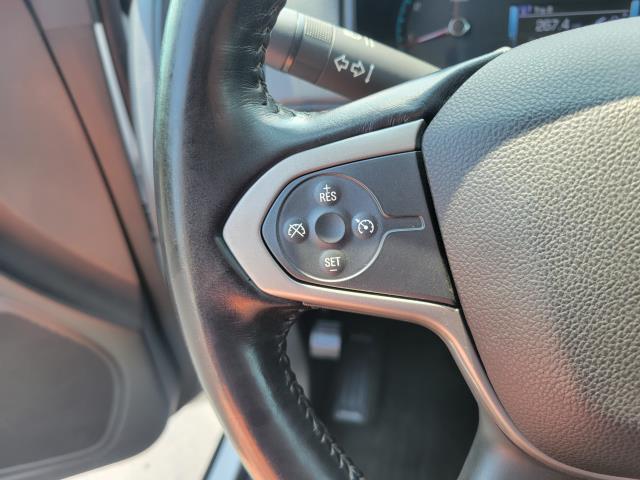 Photo of 2017 Summit White Chevrolet Colorado