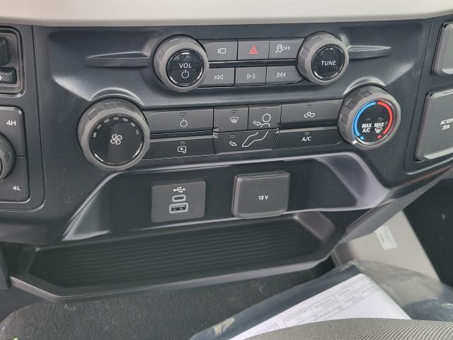 Photo of 2025 Agate Black Metallic Ford F-250