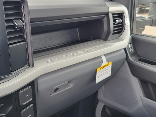 Photo of 2025 Agate Black Metallic Ford F-250