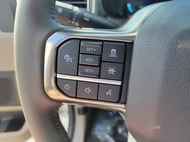 Photo of 2025 Star White Metallic Tri-Coat Ford F-350