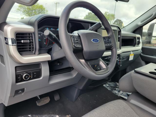 Photo of 2025 Avalanche Ford F-250