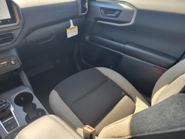 Photo of 2025 Oxford White Ford Bronco Sport