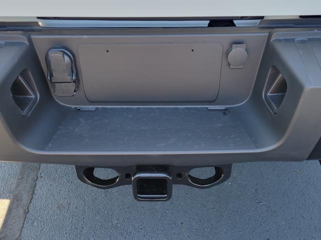 Photo of 2026 Oxford White Ford F-250