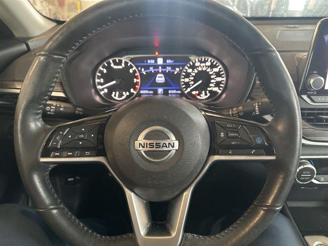 Photo of 2022 Gun Metallic Nissan Altima