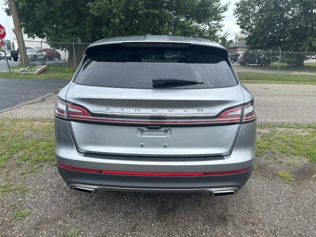 Photo of 2022 Silver Radiance Metallic Clearcoat Lincoln Nautilus