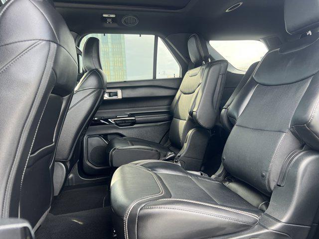 Photo of 2021 Agate Black Metallic Ford Explorer