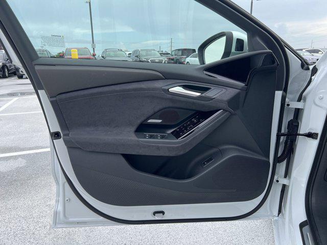 Photo of 2025 Glacier White Metallic Audi S6 e-tron