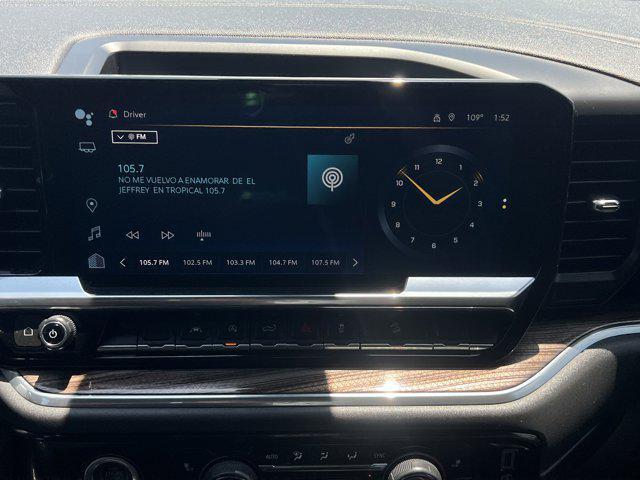 Photo of 2022 Summit White Chevrolet Silverado 1500