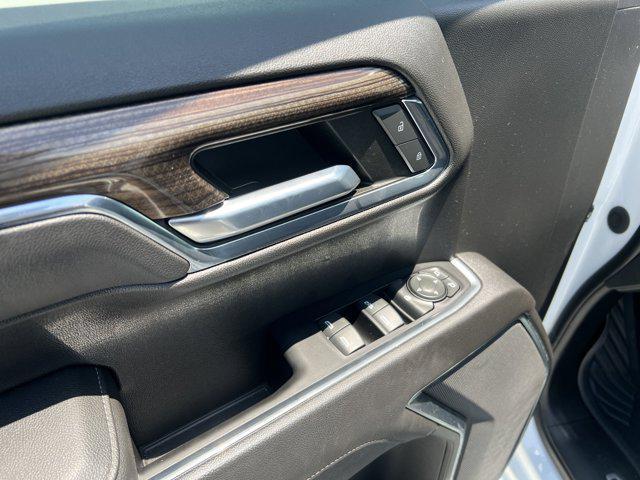 Photo of 2022 Summit White Chevrolet Silverado 1500