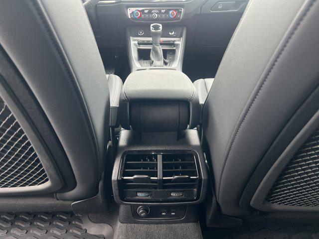 Photo of 2025 White Audi Q3