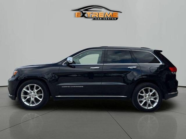 Photo of 2014 Brilliant Black Crystal Pearlcoat Jeep Grand Cherokee