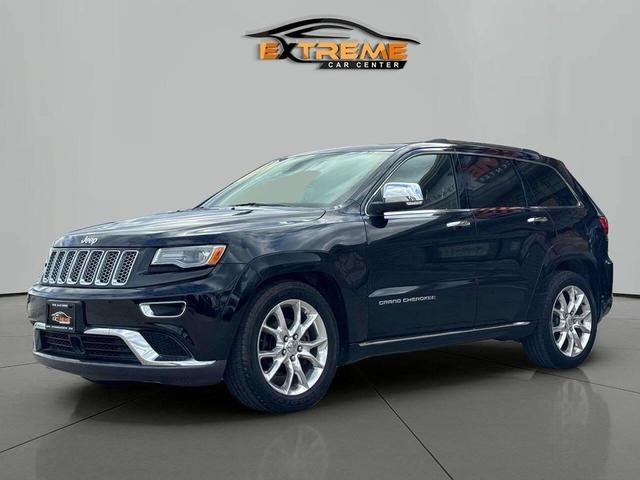 Photo of 2014 Brilliant Black Crystal Pearlcoat Jeep Grand Cherokee