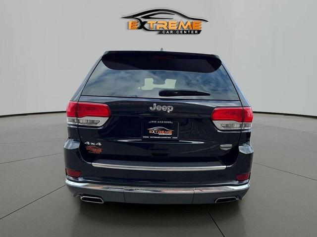 Photo of 2014 Brilliant Black Crystal Pearlcoat Jeep Grand Cherokee