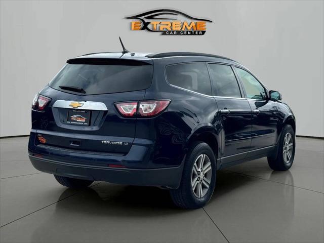 Photo of 2015 Blue Velvet Metallic Chevrolet Traverse