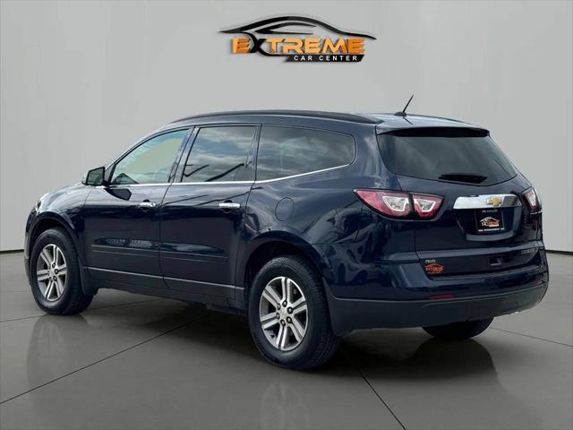 Photo of 2015 Blue Velvet Metallic Chevrolet Traverse