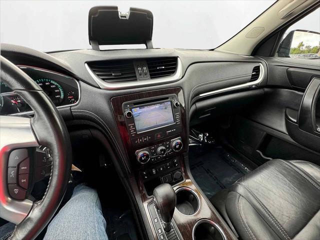 Photo of 2015 Blue Velvet Metallic Chevrolet Traverse
