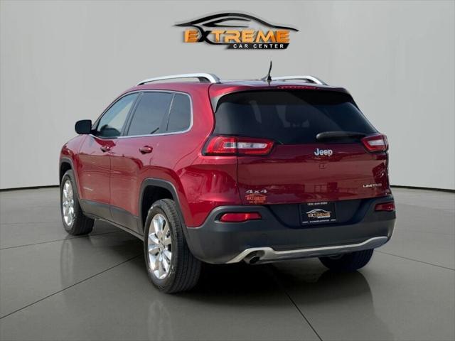 Photo of 2016 Deep Cherry Red Crystal Pearlcoat Jeep Cherokee