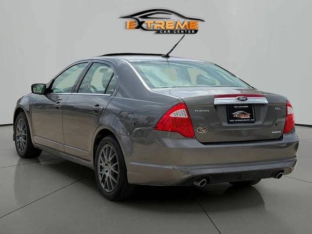 Photo of 2011 Sterling Gray Metallic Ford Fusion