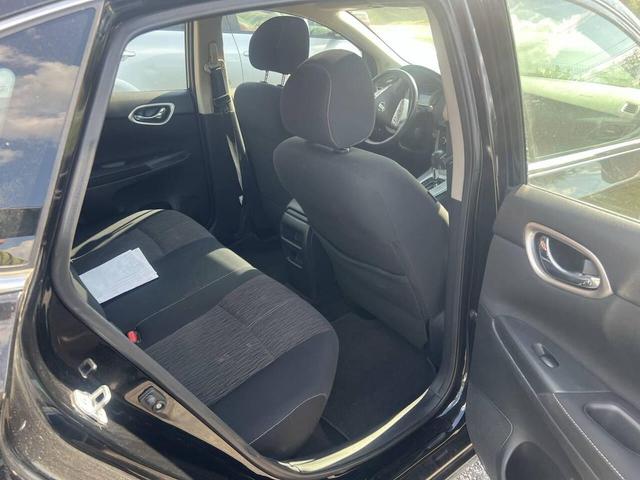 Photo of 2015 Super Black Nissan Sentra
