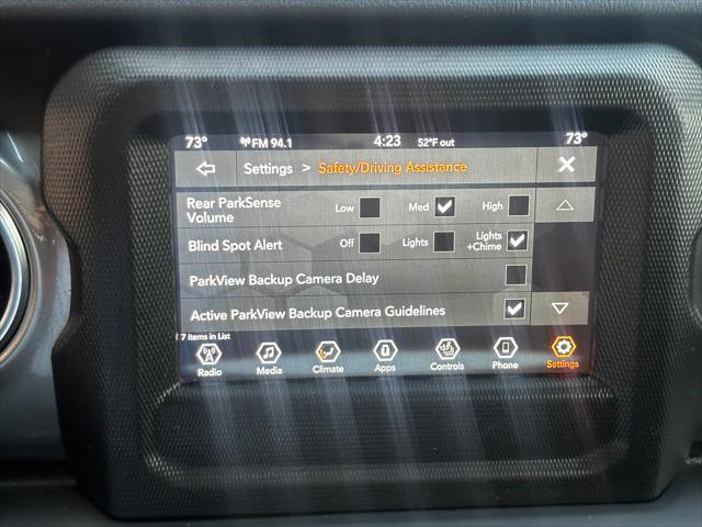 Photo of 2021 Bright White Clearcoat Jeep Wrangler Unlimited