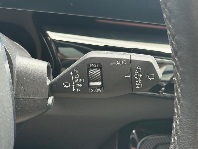 Photo of 2024 Black Sapphire Metallic - 475 BMW X1
