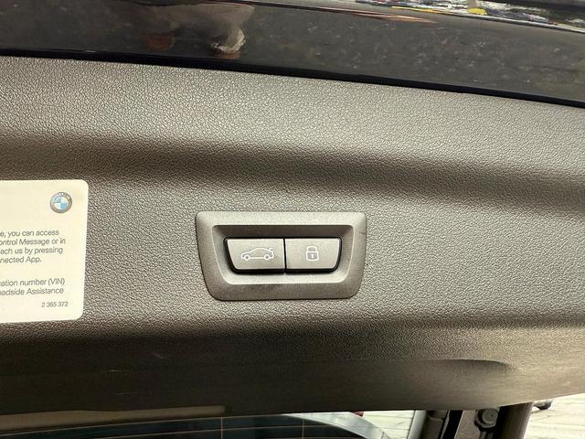 Photo of 2024 Black Sapphire Metallic - 475 BMW X1