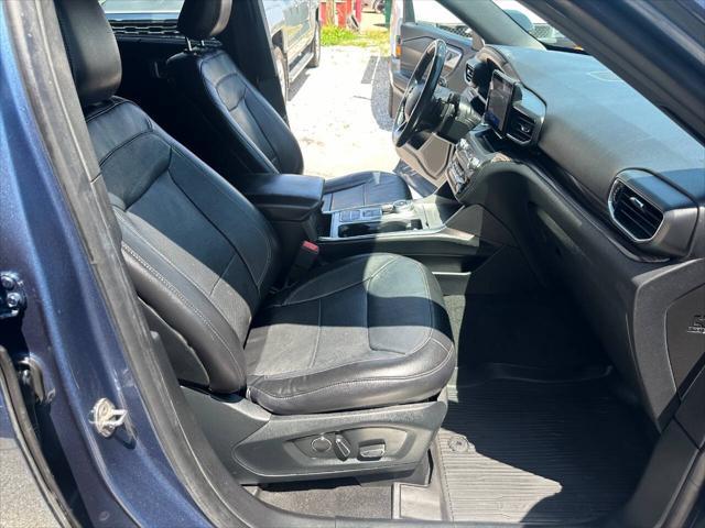 Photo of 2020 Blue Ford Explorer