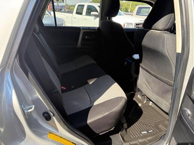 Photo of 2016 Classic Silver Metallic Toyota 4Runner