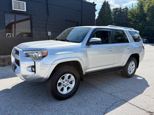 Photo of 2016 Classic Silver Metallic Toyota 4Runner