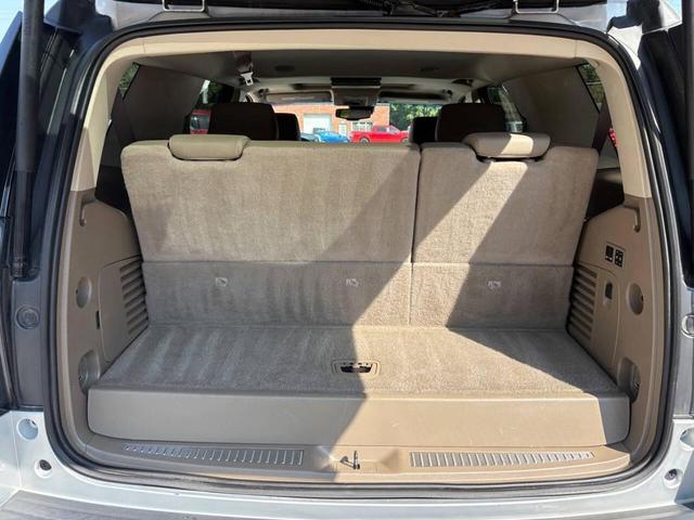 Photo of 2018 Quicksilver Metallic GMC Yukon