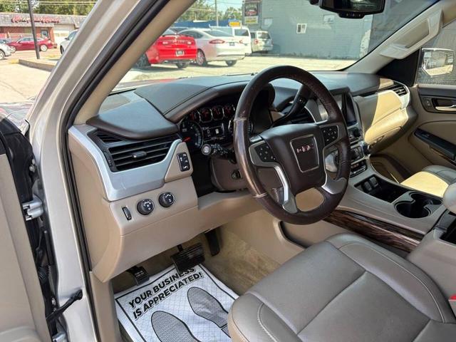 Photo of 2018 Quicksilver Metallic GMC Yukon