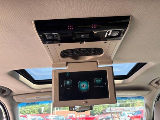 Photo of 2018 Quicksilver Metallic GMC Yukon