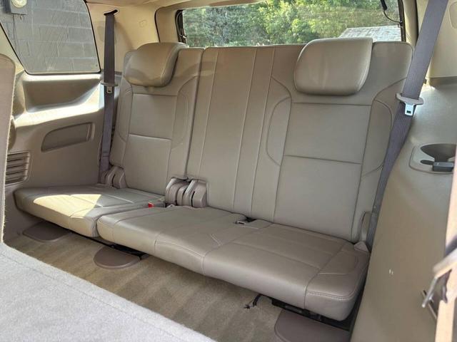 Photo of 2018 Quicksilver Metallic GMC Yukon
