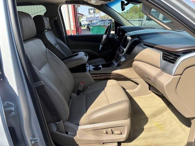 Photo of 2018 Quicksilver Metallic GMC Yukon