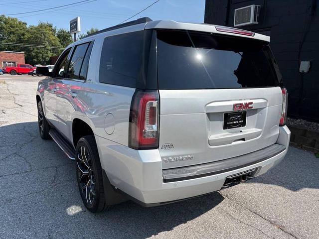 Photo of 2018 Quicksilver Metallic GMC Yukon